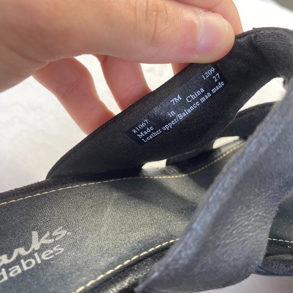 Clarks Women's Black Leather Sandals Size 7M,Comfort,Casual - Picture 16 of 16